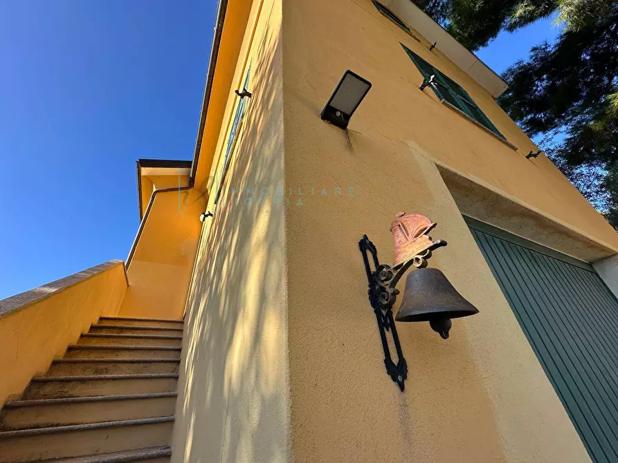 Immagine 35 di Villa in vendita  in Via Costa da Moglia a Arnasco