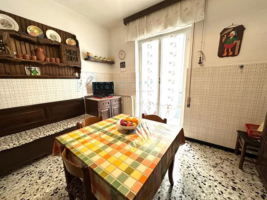Immagine 14 di Appartamento in vendita  in Via Eperanto a Albenga