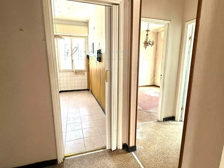 Immagine 27 di Appartamento in vendita  in via savona a Albenga