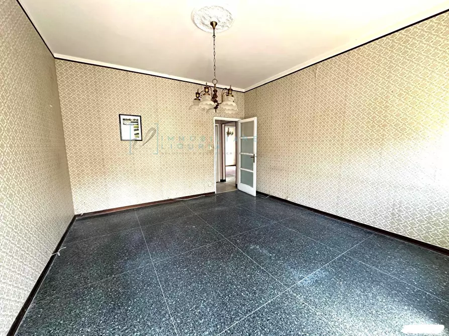 Immagine 11 di Appartamento in vendita  in via savona a Albenga