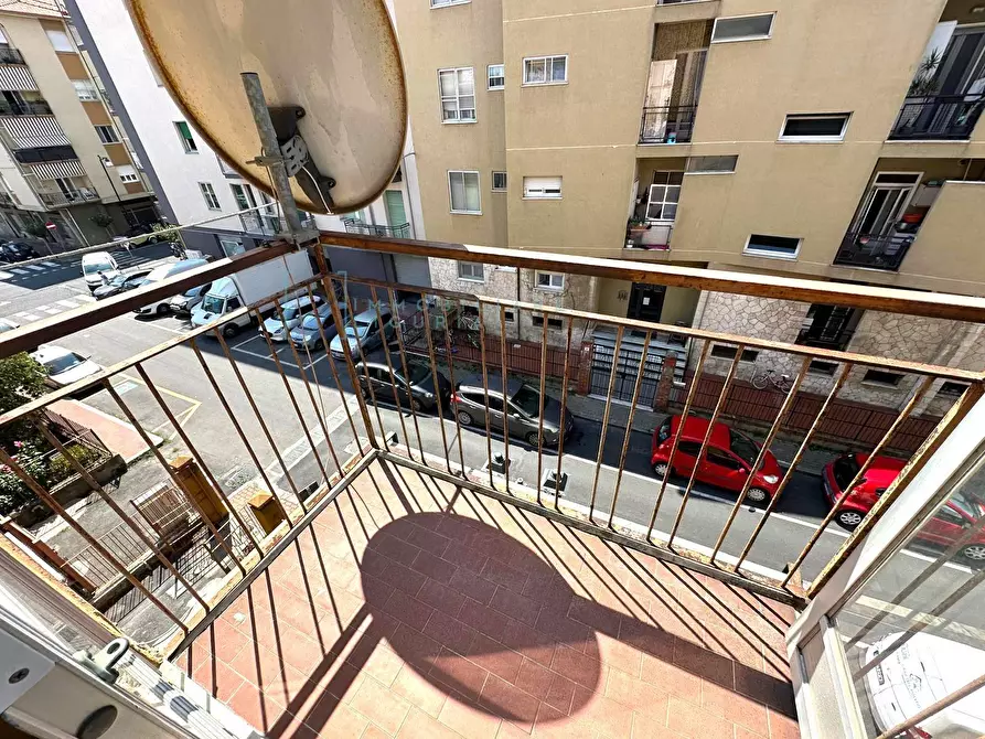 Immagine 28 di Appartamento in vendita  in via savona a Albenga