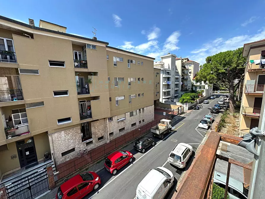 Immagine 30 di Appartamento in vendita  in via savona a Albenga