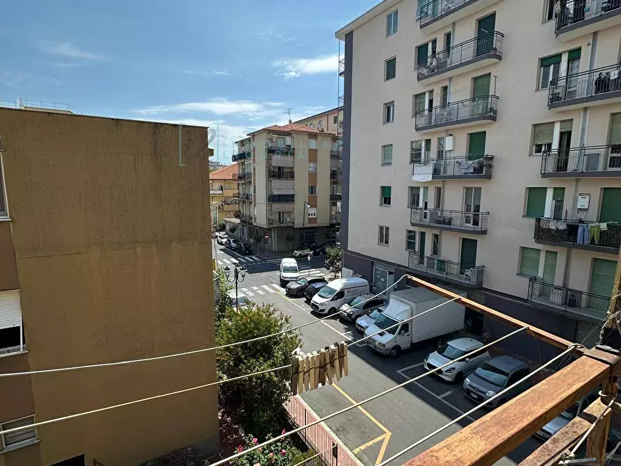 Immagine 32 di Appartamento in vendita  in via savona a Albenga