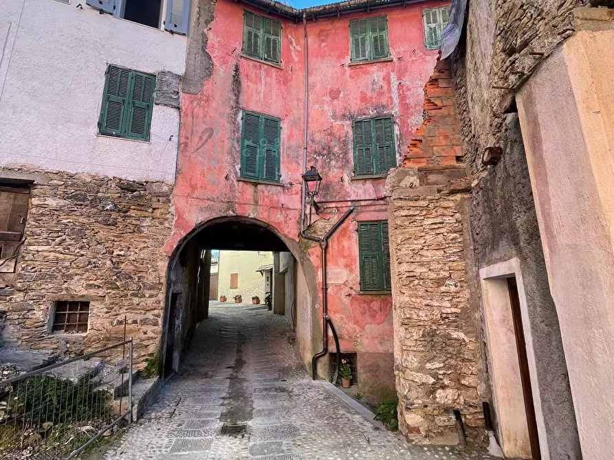 Immagine 16 di Rustico / casale in vendita  in Via 4 Novembre a Cosio D'arroscia