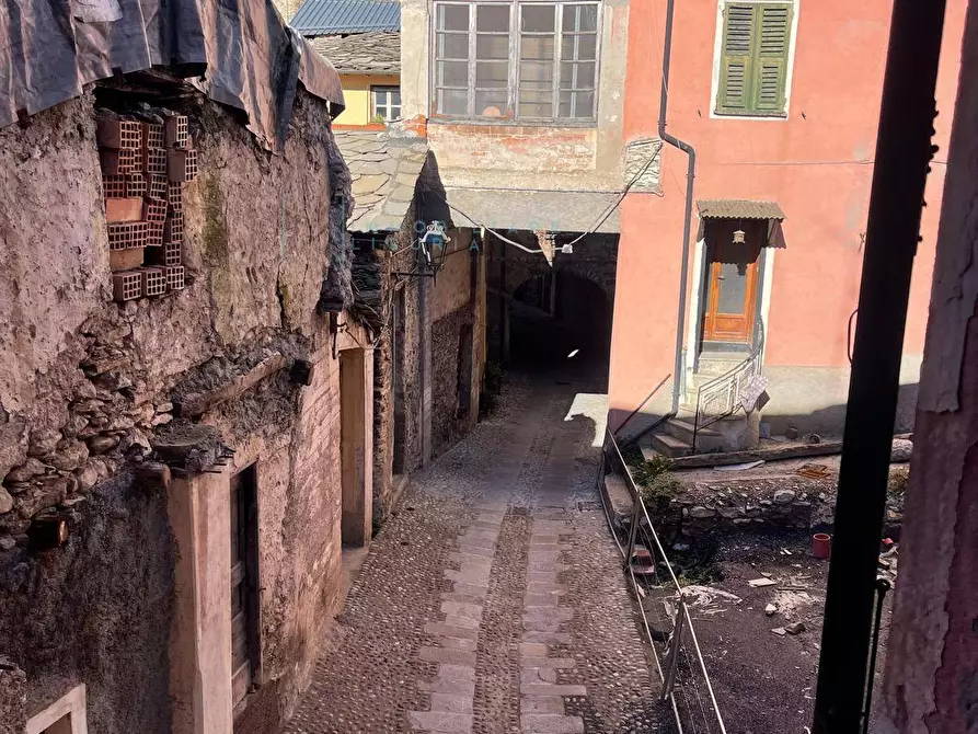 Immagine 17 di Rustico / casale in vendita  in Via 4 Novembre a Cosio D'arroscia