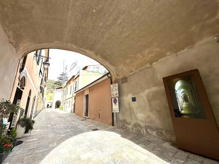 Immagine 55 di Rustico / casale in vendita  in Via Tornatore a Zuccarello