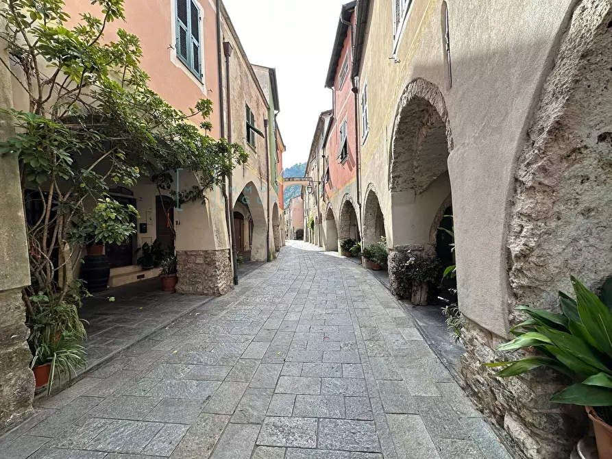 Immagine 54 di Rustico / casale in vendita  in Via Tornatore a Zuccarello