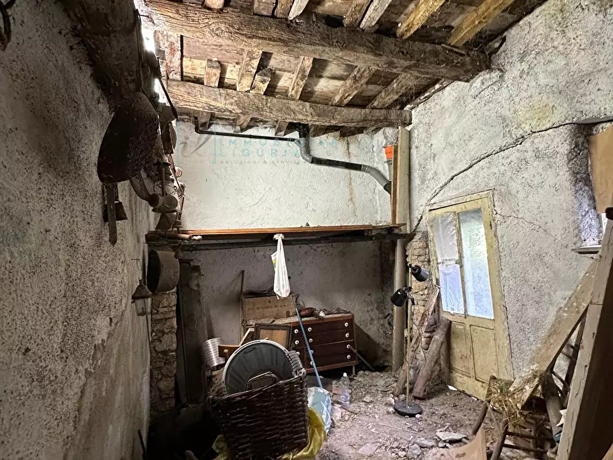 Immagine 42 di Rustico / casale in vendita  in Via Tornatore a Zuccarello