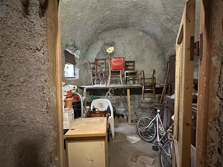 Immagine 43 di Rustico / casale in vendita  in Via Tornatore a Zuccarello