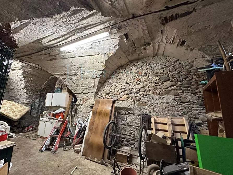 Immagine 47 di Rustico / casale in vendita  in Via Tornatore a Zuccarello