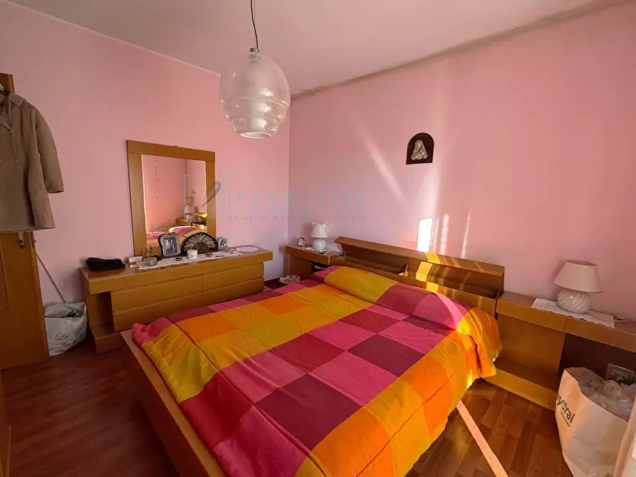 Immagine 12 di Appartamento in vendita  in Via torino a Albenga