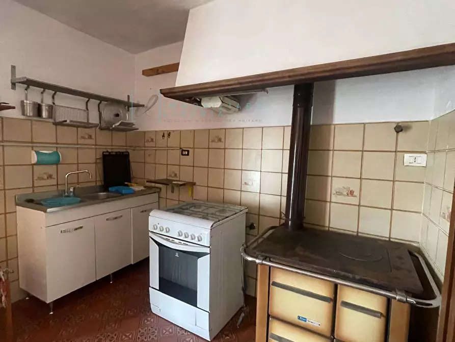 Immagine 11 di Rustico / casale in vendita  a Pieve Di Teco