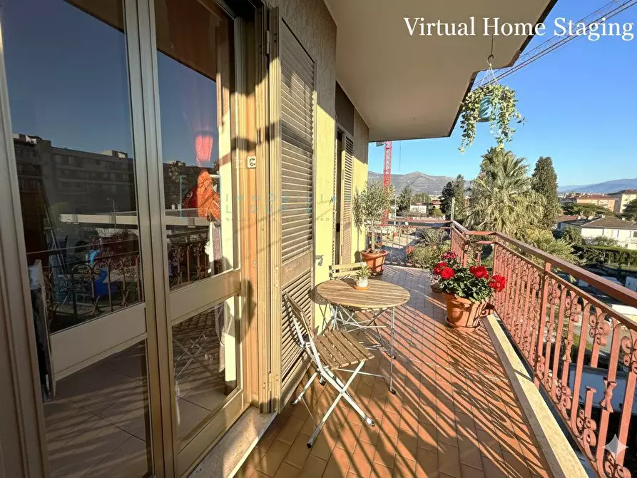 Immagine 1 di Appartamento in vendita  in Via torino a Albenga