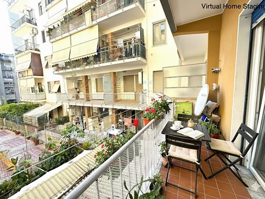 Immagine 31 di Appartamento in vendita  in Viale Pontelungo a Albenga