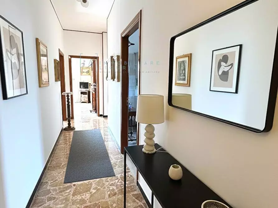 Immagine 44 di Appartamento in vendita  in Piazza Nenni a Albenga