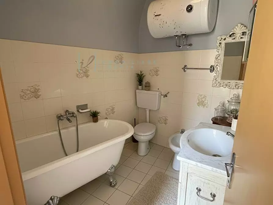 Immagine 11 di Rustico / casale in vendita  in Via Panizzara a Erli