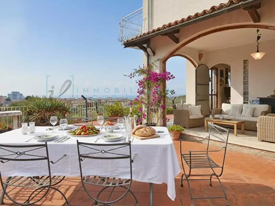 Immagine 1 di Casa semindipendente in vendita  in via capae a Boissano