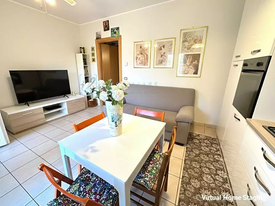 Immagine 5 di Appartamento in vendita  in Via Cav. F. Perseghini a Albenga