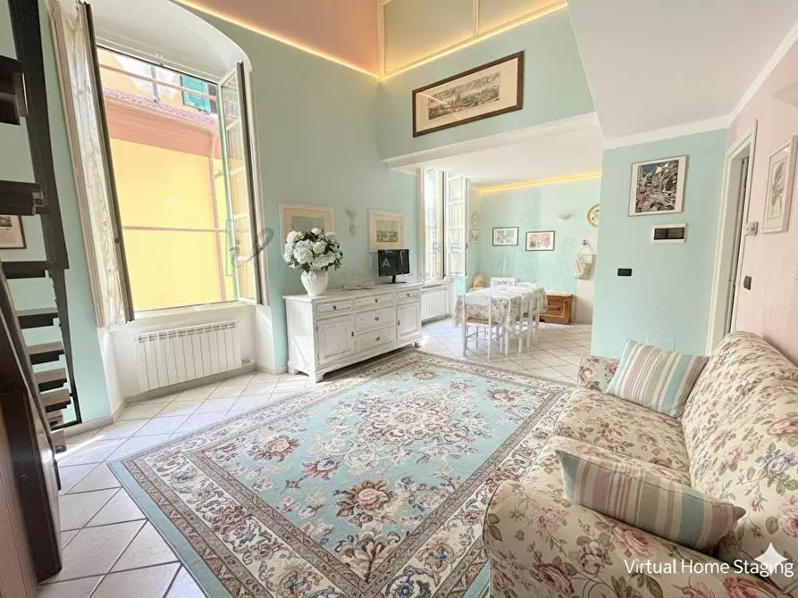 Immagine 2 di Appartamento in vendita  in via torlaro a Albenga