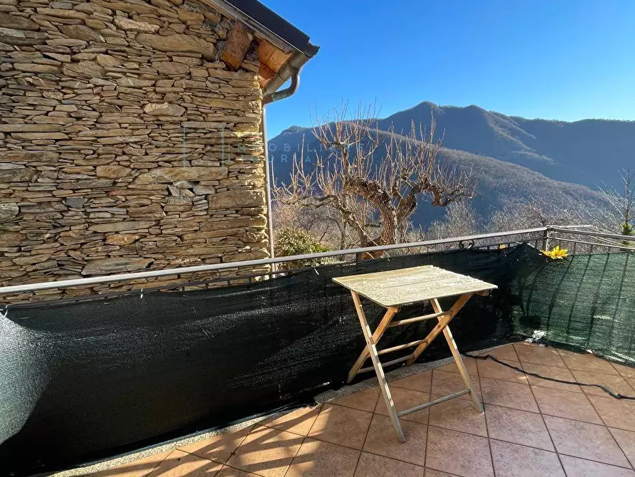 Immagine 4 di Rustico / casale in vendita  in Piazza dell'assunta a Pieve Di Teco