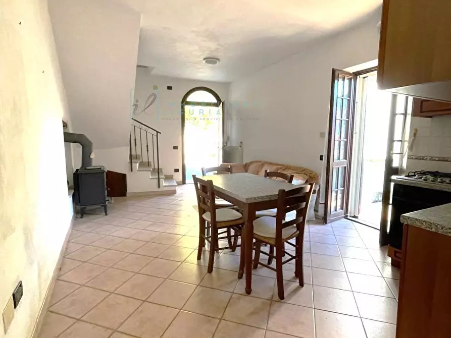 Immagine 8 di Rustico / casale in vendita  in Piazza dell'assunta a Pieve Di Teco