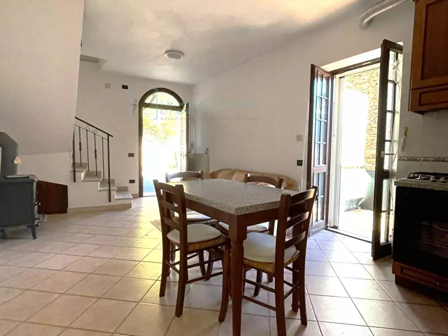 Immagine 9 di Rustico / casale in vendita  in Piazza dell'assunta a Pieve Di Teco