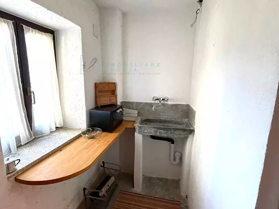 Immagine 30 di Rustico / casale in vendita  in Piazza dell'assunta a Pieve Di Teco