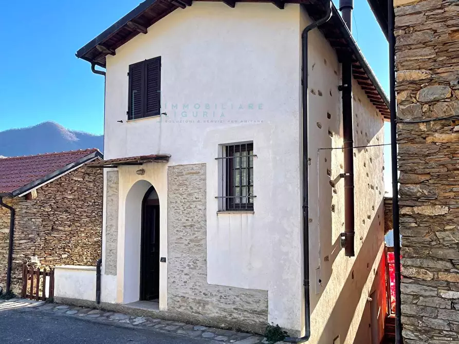 Immagine 37 di Rustico / casale in vendita  in Piazza dell'assunta a Pieve Di Teco