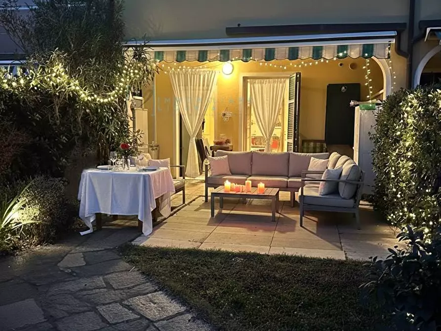 Immagine 3 di Appartamento in vendita  in Via Cav. F. Perseghini a Albenga