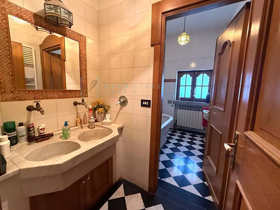 Immagine 38 di Villa in vendita  in ligassorio a Pieve Di Teco