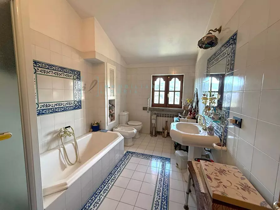 Immagine 25 di Villa in vendita  in ligassorio a Pieve Di Teco