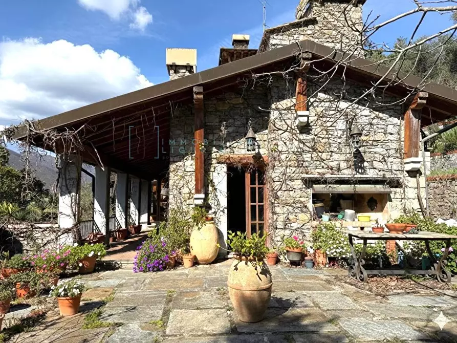 Immagine 46 di Villa in vendita  in ligassorio a Pieve Di Teco