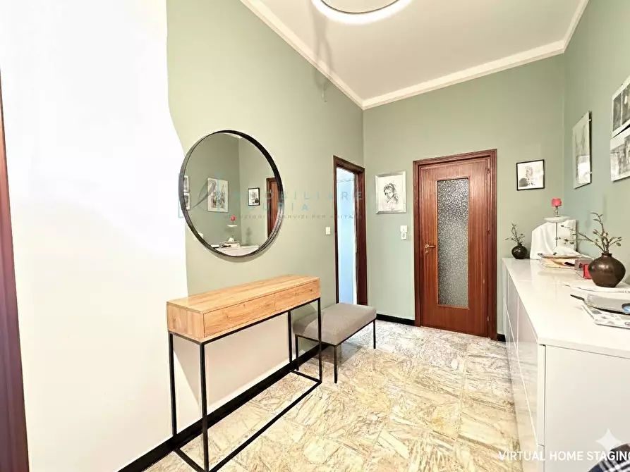 Immagine 2 di Appartamento in vendita  in Via Eperanto a Albenga