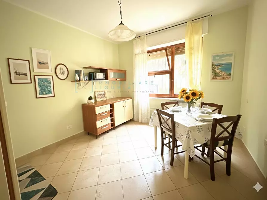 Immagine 4 di Appartamento in vendita  in Via Cardellino a Alassio