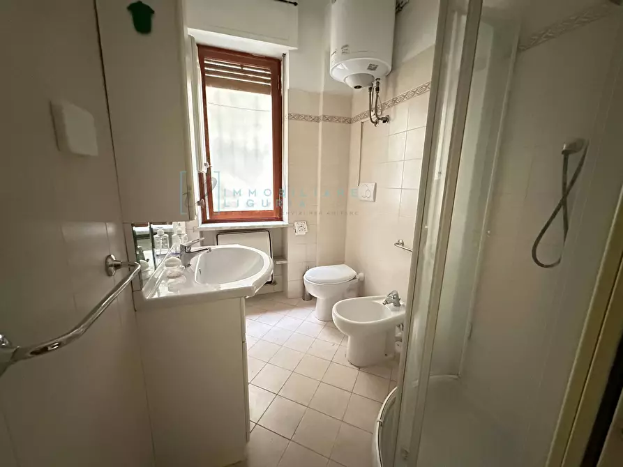 Immagine 14 di Appartamento in vendita  in Via Cardellino a Alassio