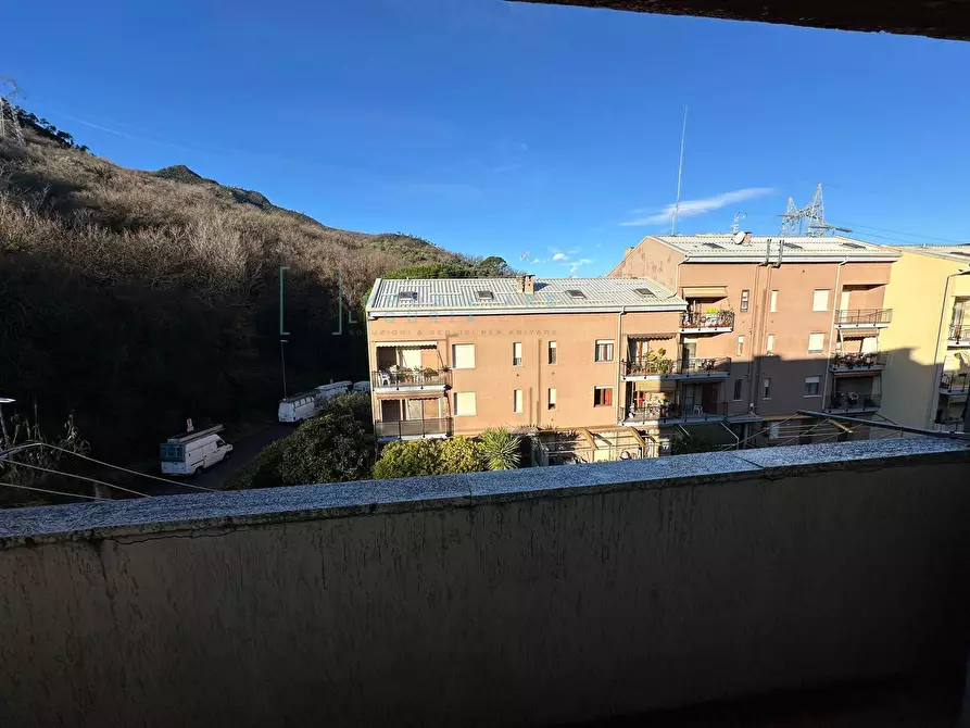 Immagine 15 di Appartamento in vendita  in Via Manfro e Merlini a Albenga