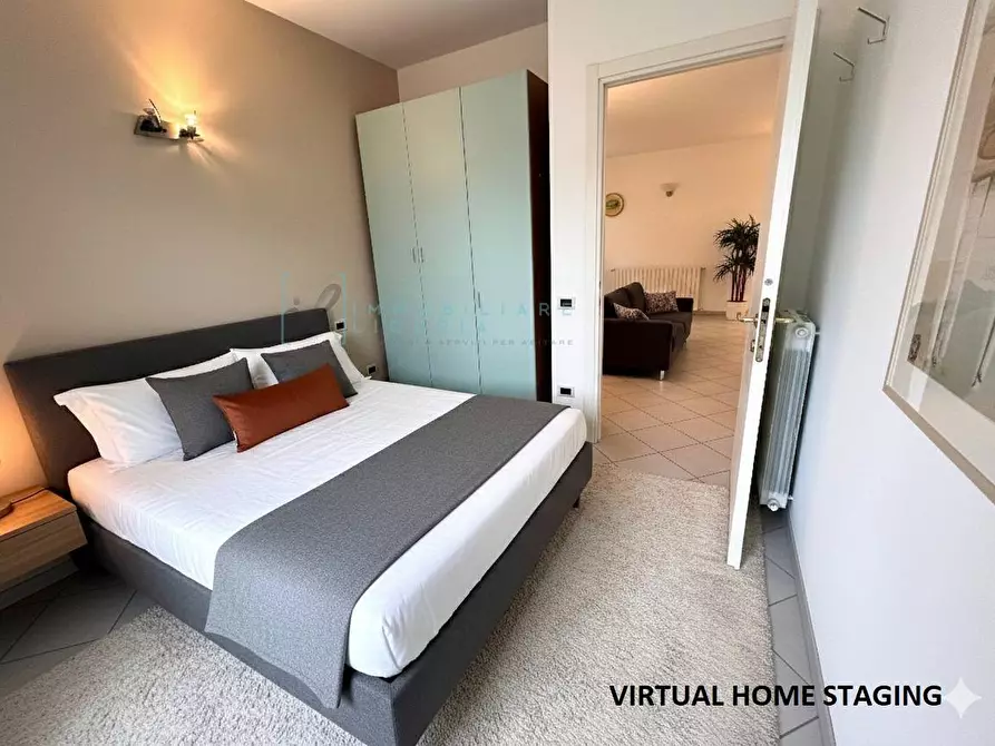 Immagine 4 di Appartamento in vendita  in Via della Costituzione a Albenga