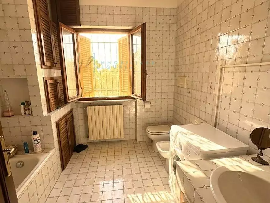 Immagine 16 di Villa in vendita  in Regione Bauso a Garlenda