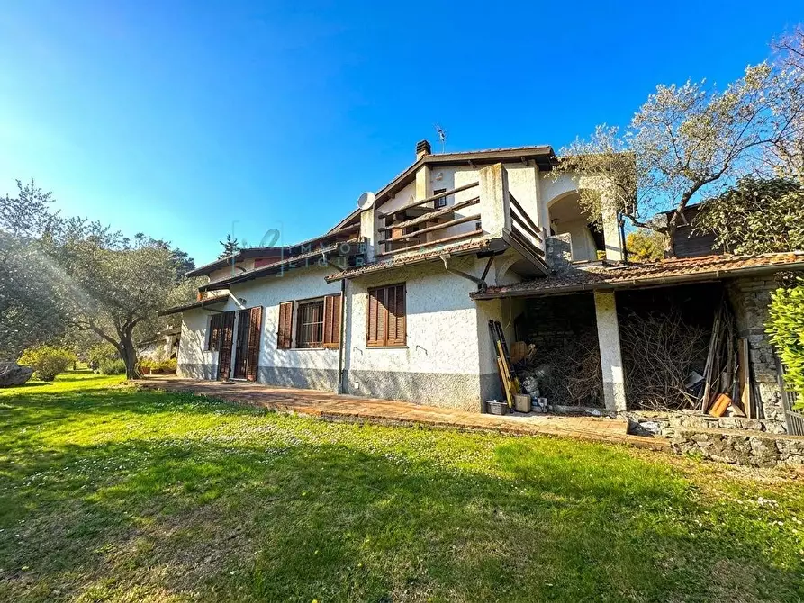 Immagine 2 di Villa in vendita  in Regione Bauso a Garlenda