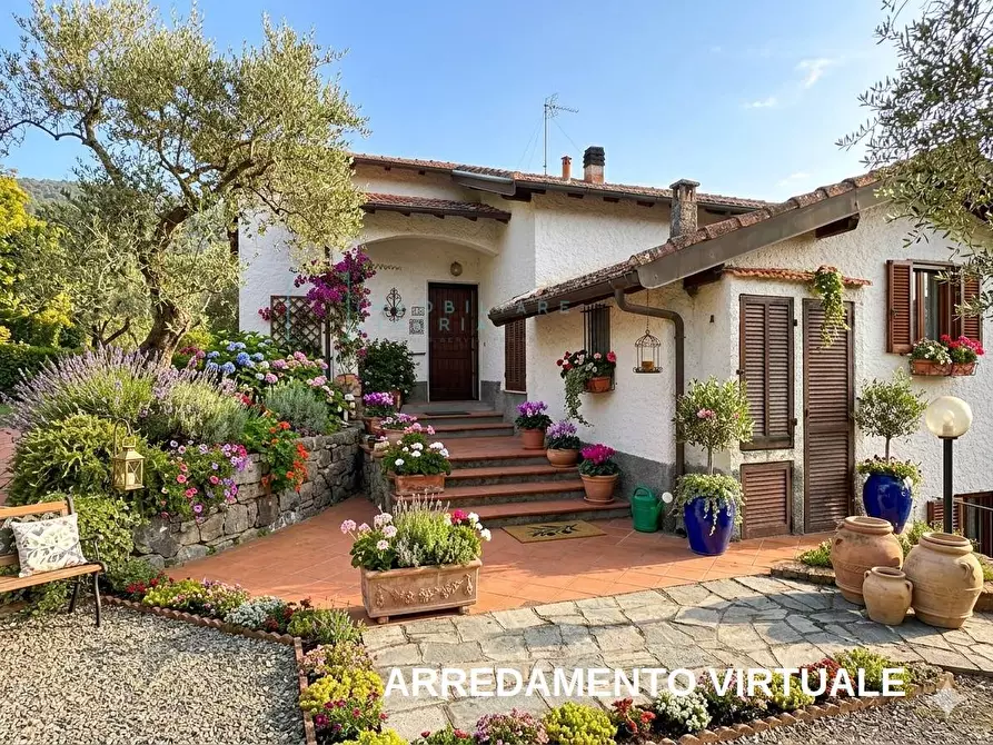 Immagine 35 di Villa in vendita  in Regione Bauso a Garlenda