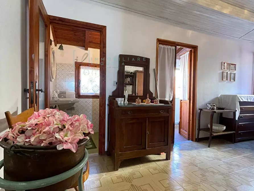 Immagine 10 di Rustico / casale in vendita  in Via Roma a Lucinasco