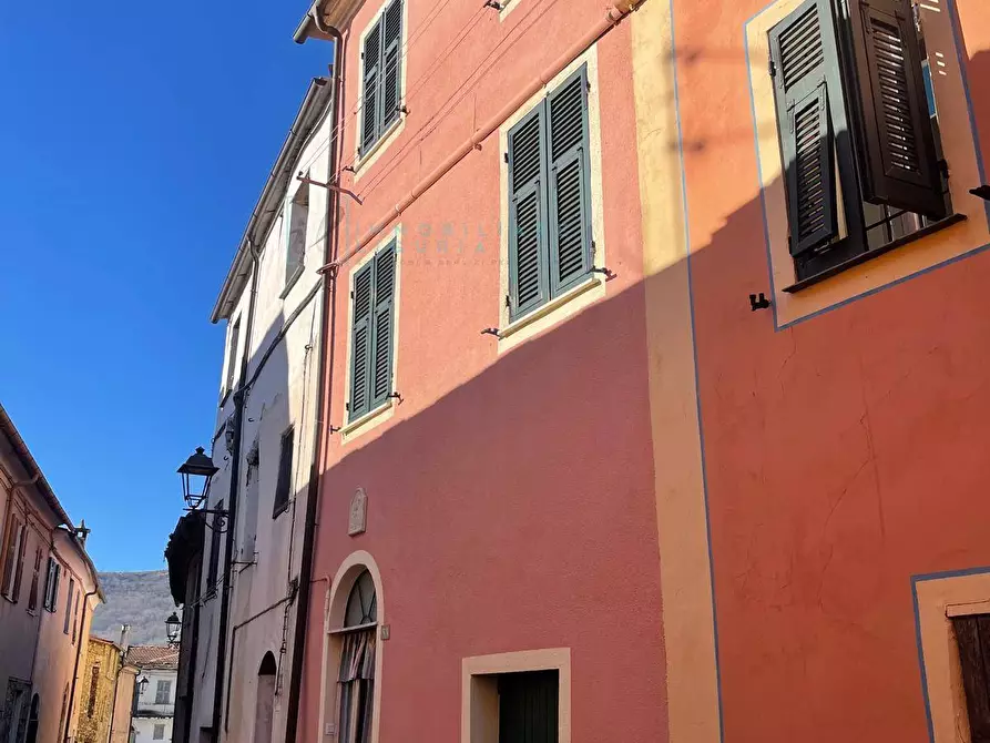 Immagine 1 di Rustico / casale in vendita  in Via Roma a Lucinasco