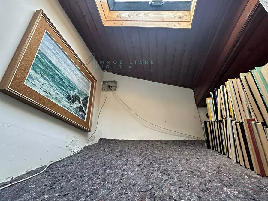 Immagine 9 di Appartamento in vendita  in Via Torlaro a Albenga