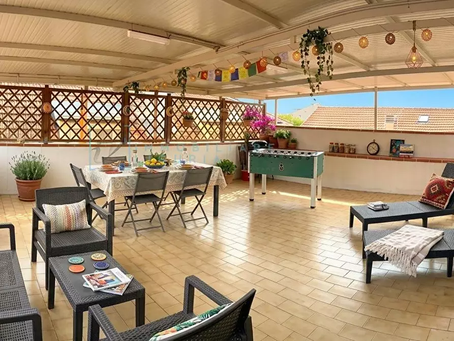 Immagine 1 di Appartamento in vendita  in Via Torlaro a Albenga