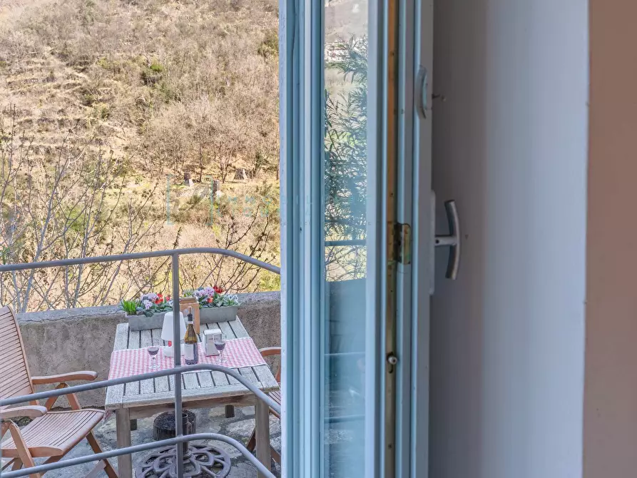 Immagine 9 di Appartamento in vendita  in Colletta di Castelbianco a Castelbianco