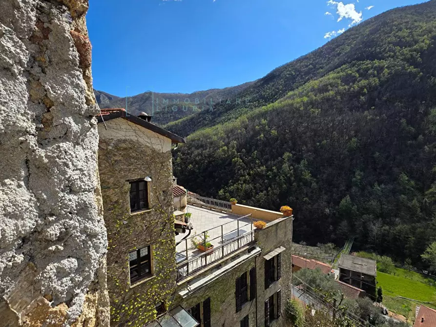 Immagine 13 di Rustico / casale in vendita  in via Montegrappa a Castelbianco