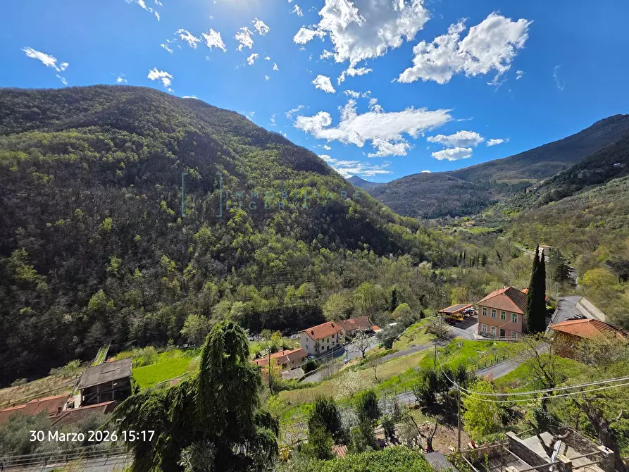 Immagine 16 di Rustico / casale in vendita  in via Montegrappa a Castelbianco
