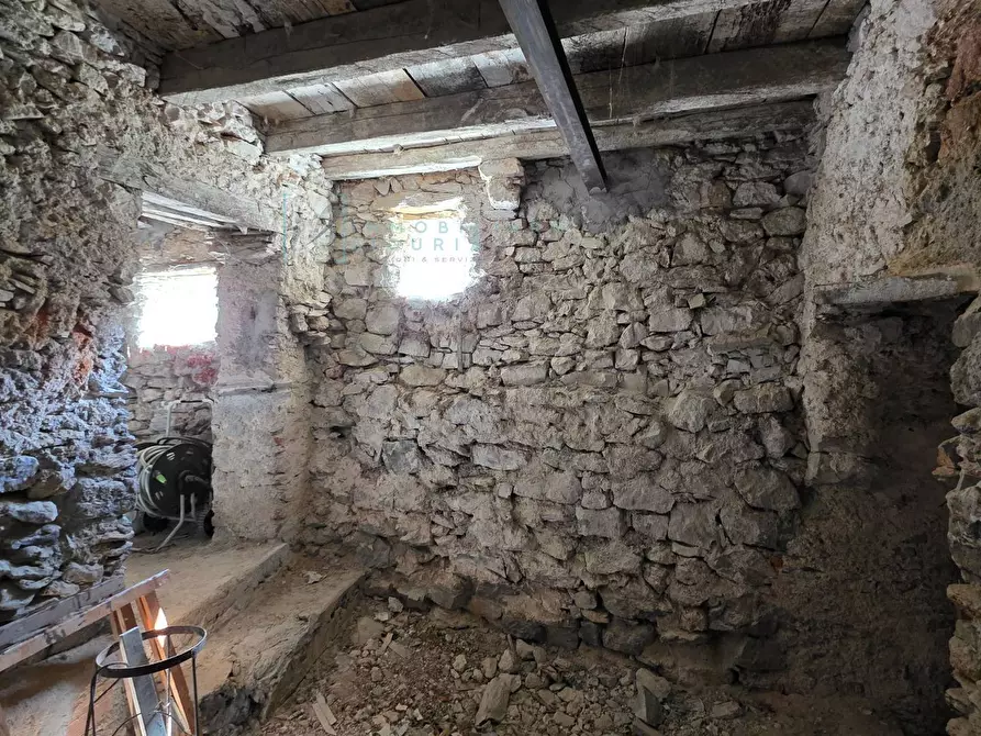 Immagine 23 di Rustico / casale in vendita  in via Montegrappa a Castelbianco