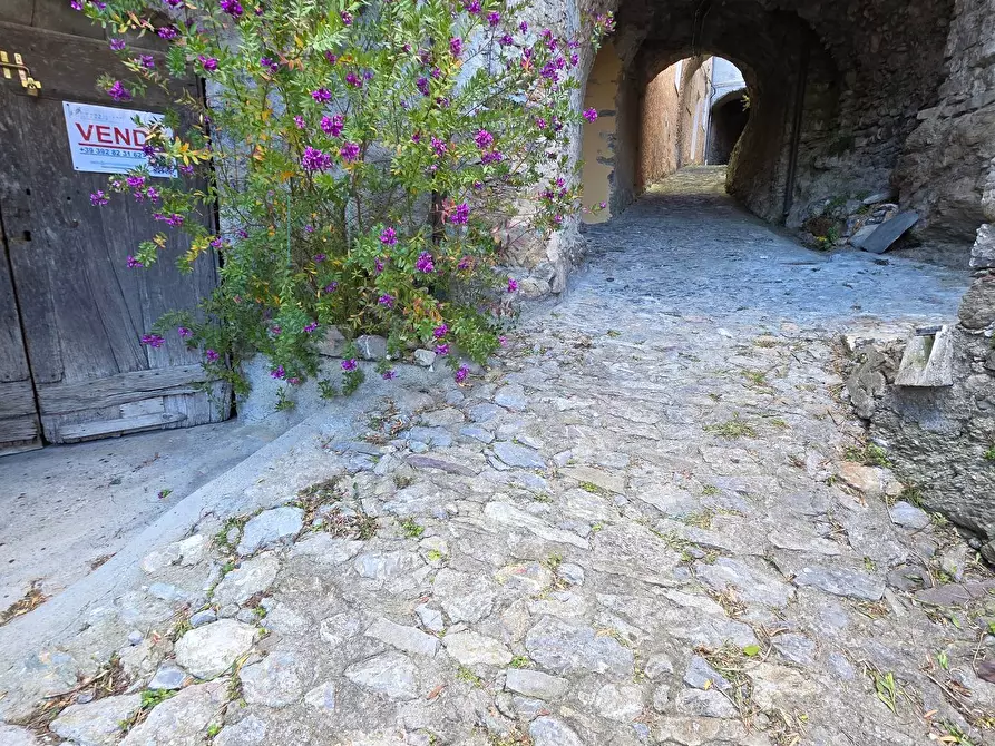 Immagine 33 di Rustico / casale in vendita  in via Montegrappa a Castelbianco
