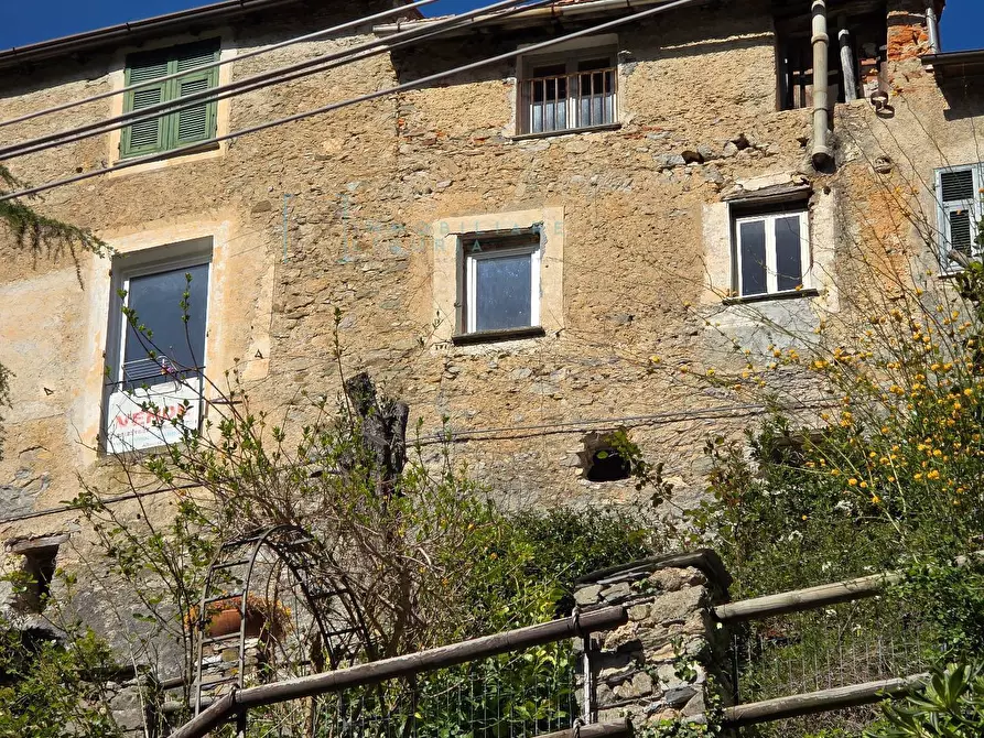 Immagine 37 di Rustico / casale in vendita  in via Montegrappa a Castelbianco